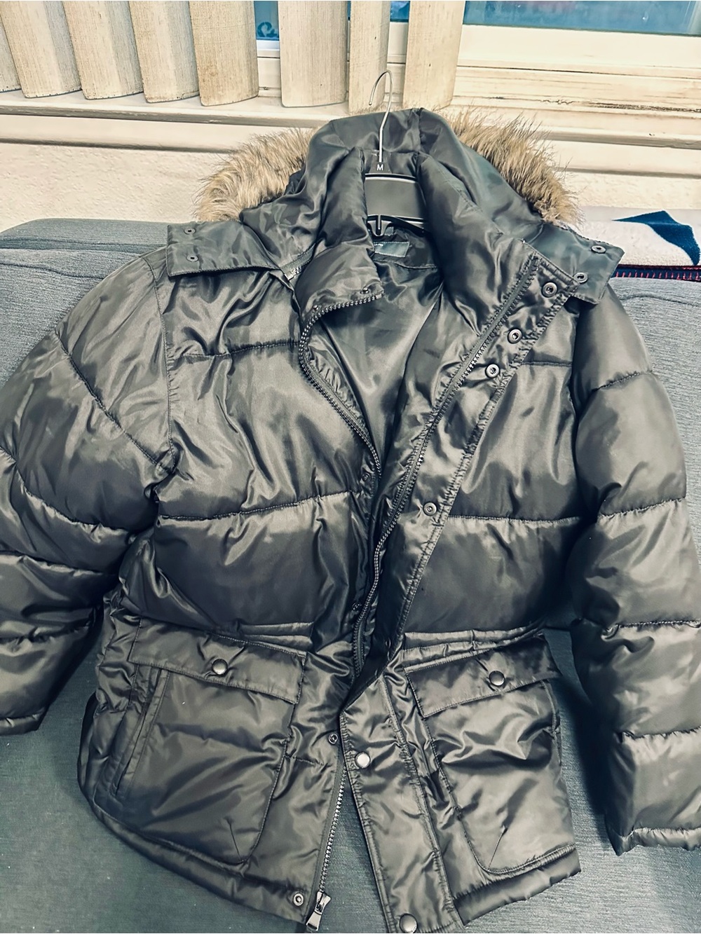 Classic Perry Ellis Black Goosedown Puffer Jacket with Faux Fur Trim Hood size M